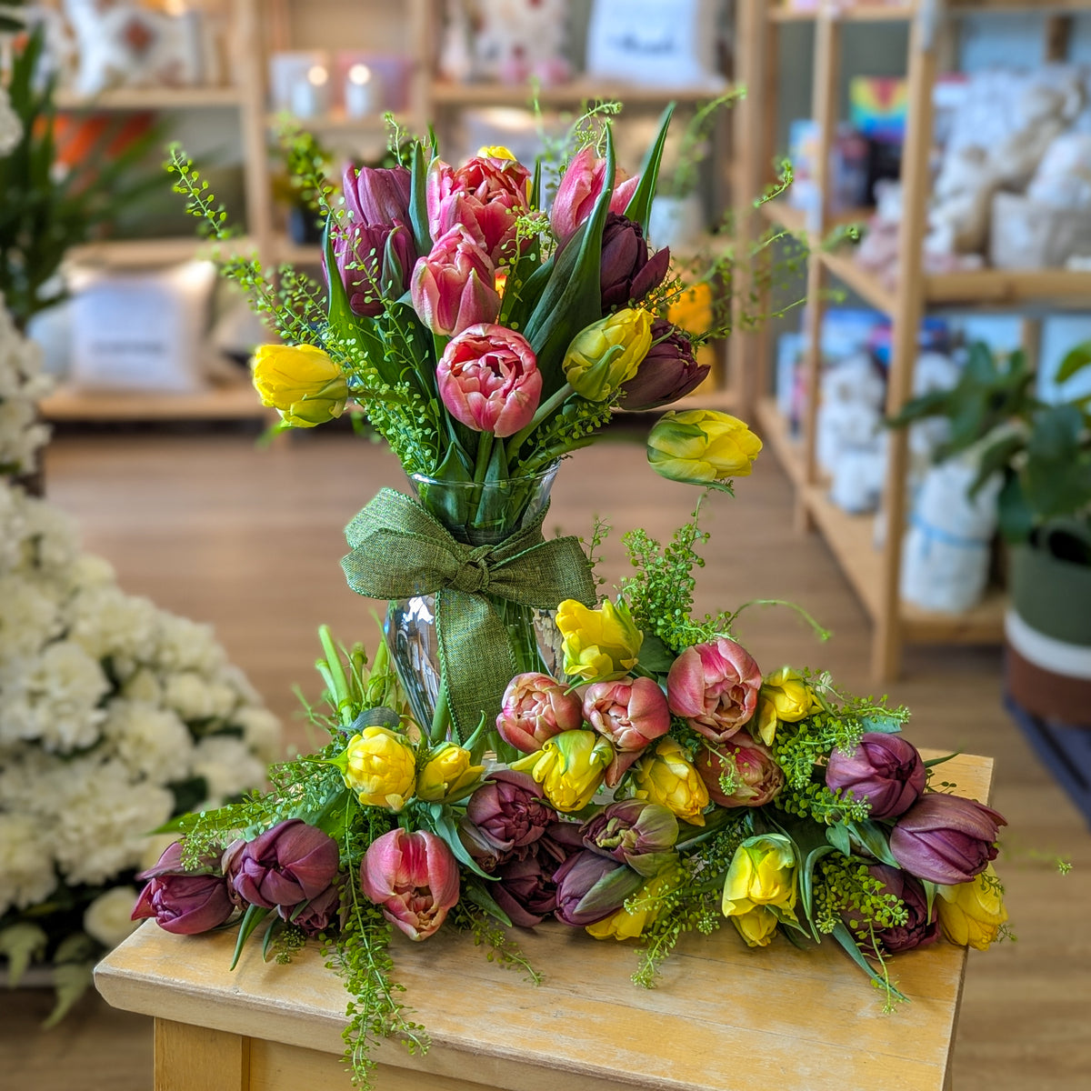 Bouquet de tulipes locales - différentes couleurs (cultivées au Québec)