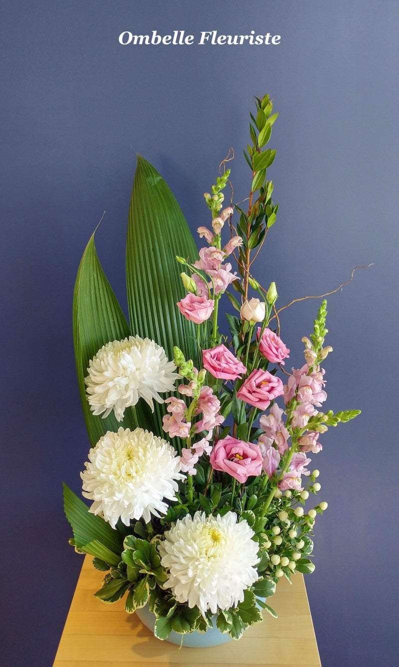 Corbeille funéraire Mum Lisianthus Muflier