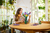 Lego - Bouquet de fleurs sauvages - 10313 - Femme qui observe le bouquet construit