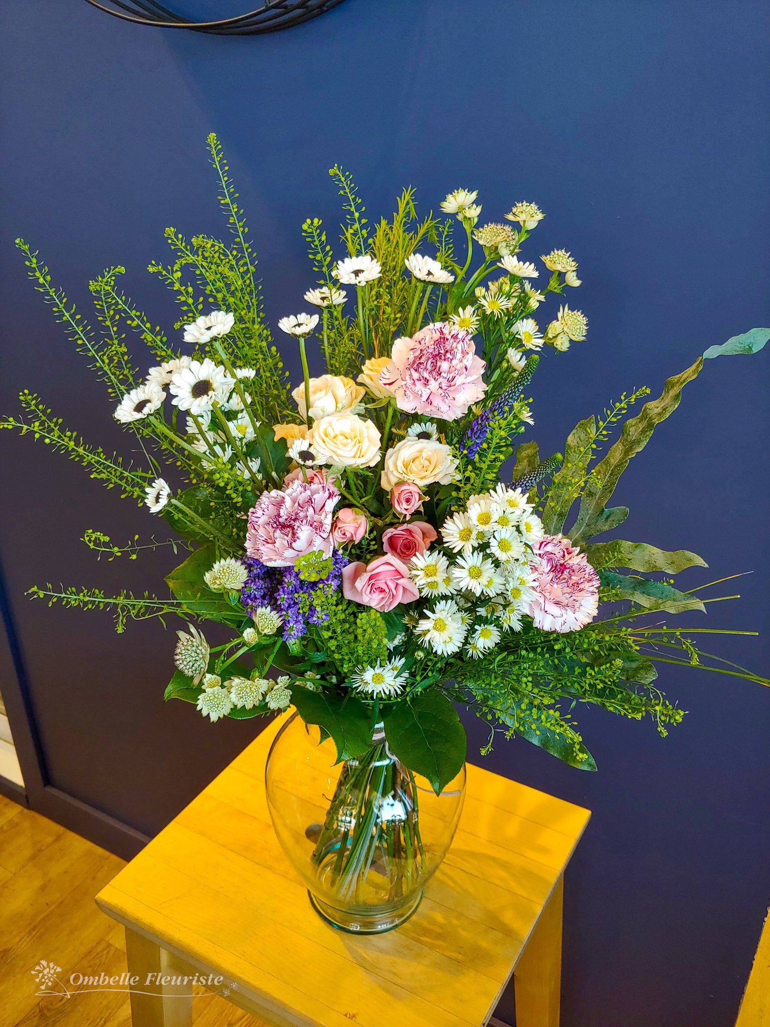 Ombelle Fleuriste - Bouquet de fleurs - Daphnée - BOU-1068