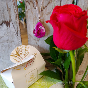 Ensemble cadeau - Rose, chocolats belges et collier (création québécoise - modèles uniques offerts)